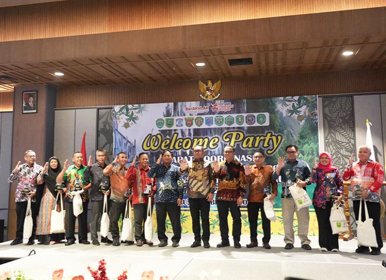 Wakil Gubernur Kaltim, Seno Aji, usai menggelar Rapat Koordinasi Badan Kesatuan Bangsa dan Politik (Kesbangpol) se-Kaltim di Hotel Mercure Berau (istimewa).