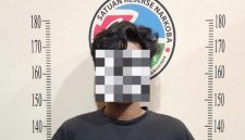 H (19) ditetapkan tersangka oleh pihak kepolisian usai diduga sebagai salah satu penjual narkotika (foto:istimewa).