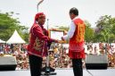 Mantan Bupati Kutai Barat dua periode sekaligus mantan Ketua DPRD Kutai Barat tiga periode, FX Yapan, resmi bergabung dengan Partai Solidaritas Indonesia (PSI) Kutai Barat.