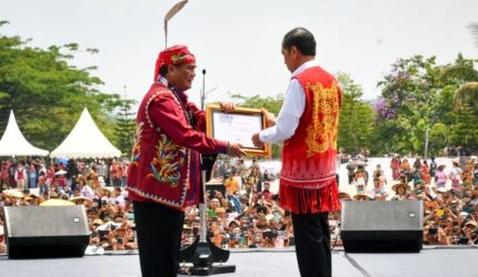 Mantan Bupati Kutai Barat dua periode sekaligus mantan Ketua DPRD Kutai Barat tiga periode, FX Yapan, resmi bergabung dengan Partai Solidaritas Indonesia (PSI) Kutai Barat.