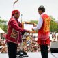 Mantan Bupati Kutai Barat dua periode sekaligus mantan Ketua DPRD Kutai Barat tiga periode, FX Yapan, resmi bergabung dengan Partai Solidaritas Indonesia (PSI) Kutai Barat.