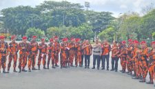 Puluhan anggota Komandan Inti (KOTI) Mahatidana Pemuda Pancasila Kaltim turut ambil bagian dalam Apel Sabuk Kamtibmas yang digelar di Gelora Kadrie Oening, Sempaja, Samarinda, Kamis (13/8/2026).